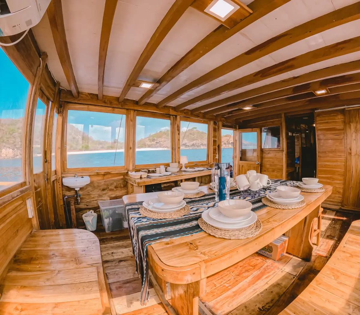 Zulaika 02 Liveaboard - Luxury Phinisi Komodo Charter 2026